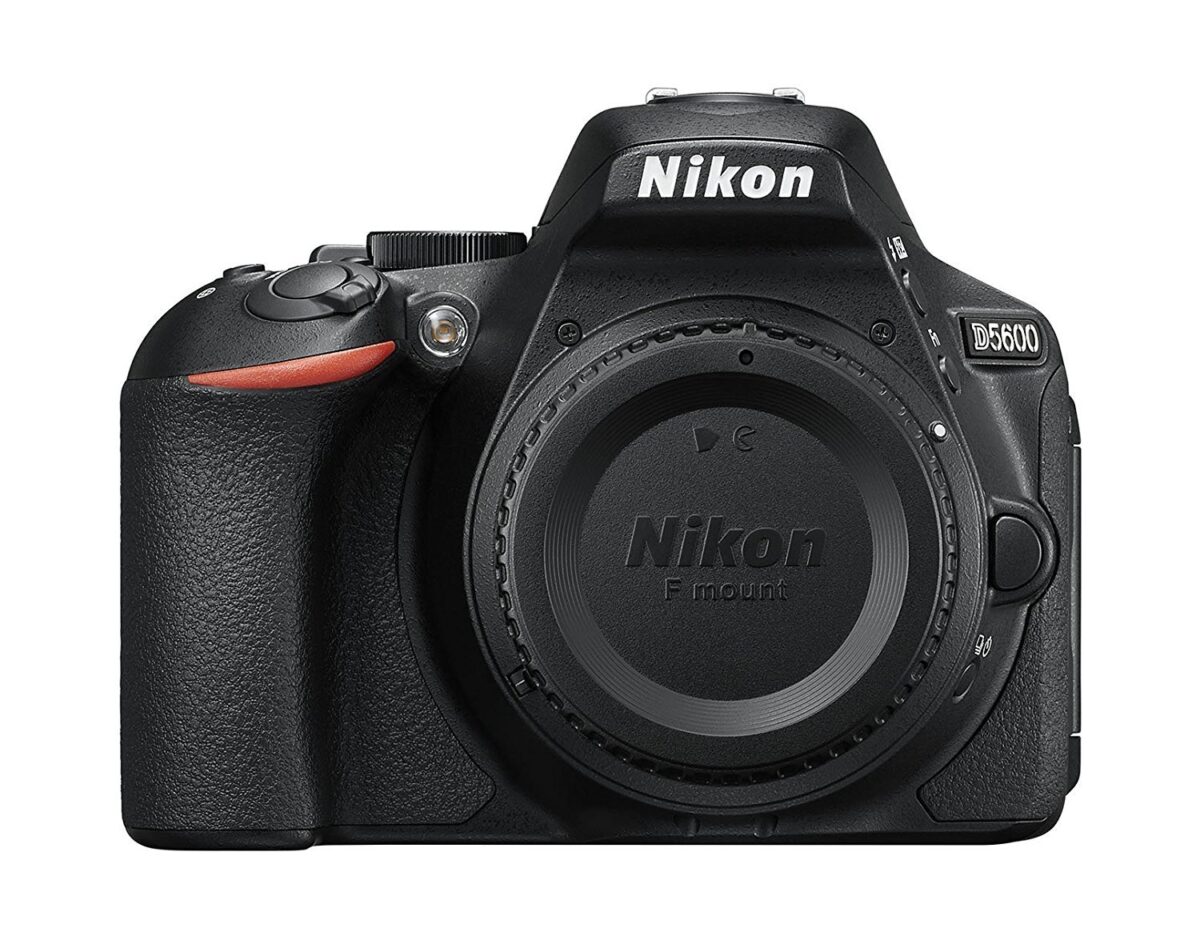 قیمت و خرید دوربین دیجیتال نیکون مدل D5600 بدون لنز